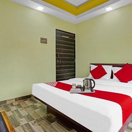 Hotel O Om Sai Residency Lodging And Boarding Taloje Budrukh Buitenkant foto