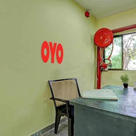 Hotel O Om Sai Residency Lodging And Boarding Taloje Budrukh Buitenkant foto